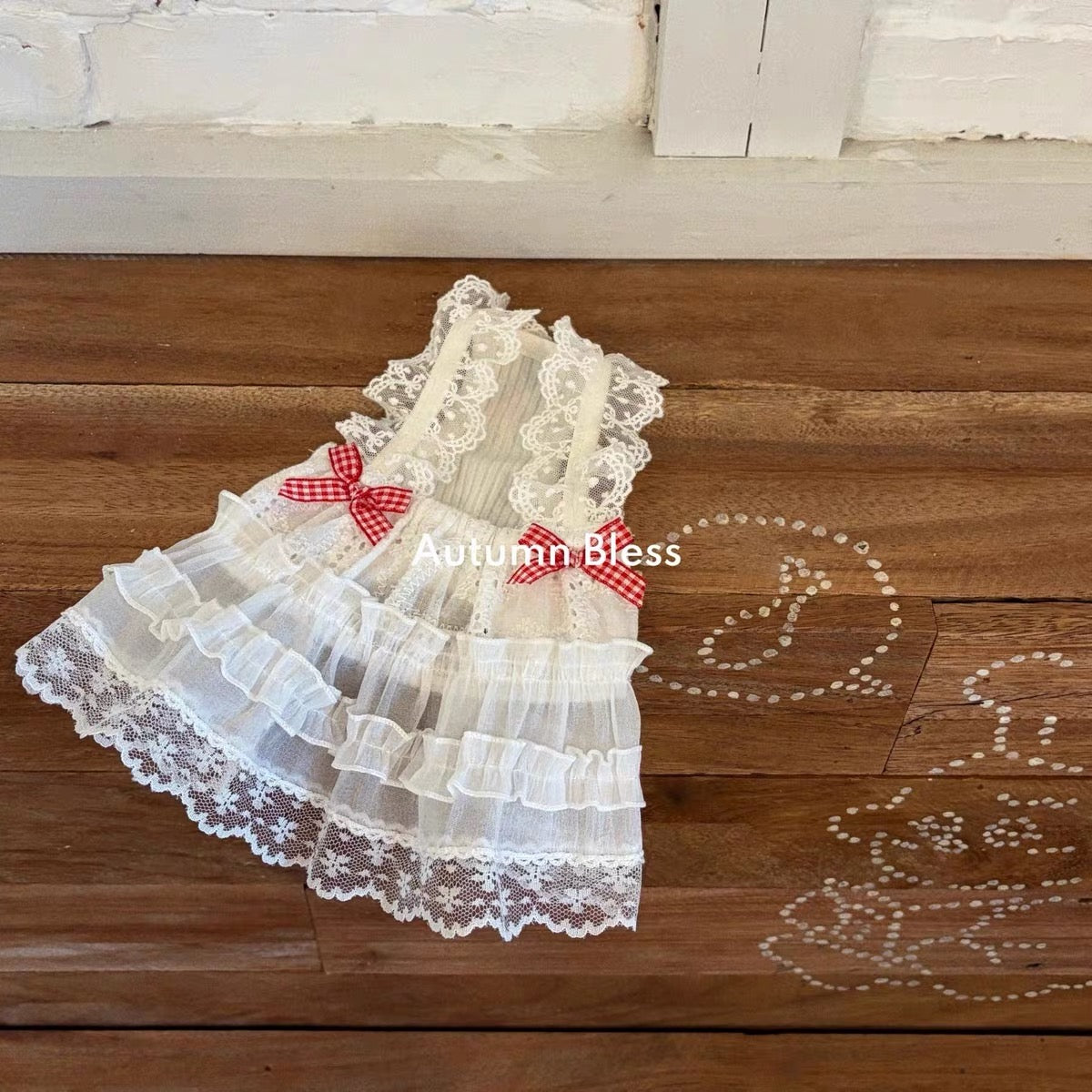 dress of lace for autumn Bless Sweet Frill back eyelash lace Stretch Cotton Poplin Fitted lining-type:Semi-Lined Color:Pink-Blue