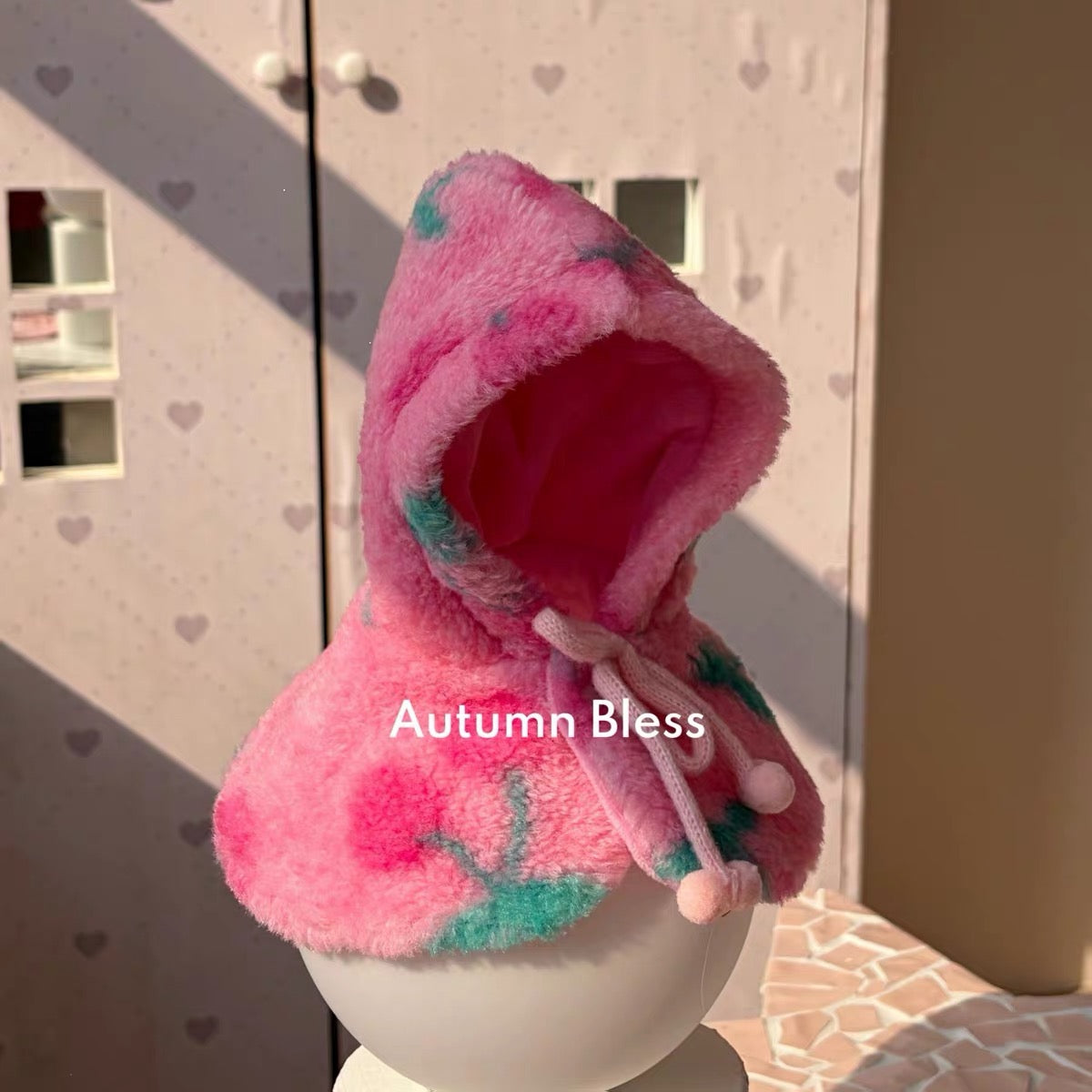 Autumn Bless ルビーチャーム ふわもこフードネッ
